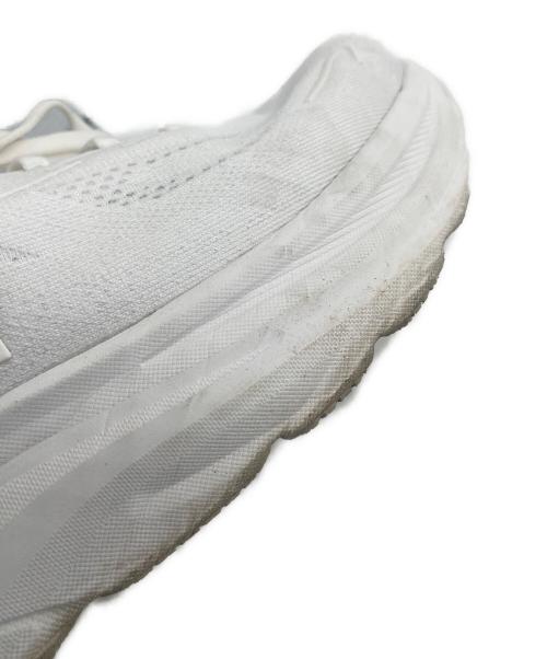 HOKA（ホカ）HOKA (ホカ) CLIFTON10 ホワイト サイズ:27.5cmの古着・服飾アイテム