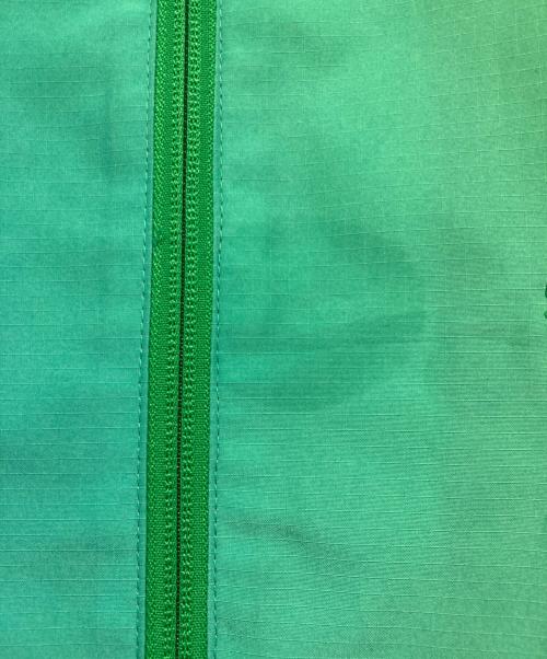 Dime（ダイム）Dime (ダイム) gradient windbreaker グリーン サイズ:SIZE Sの古着・服飾アイテム