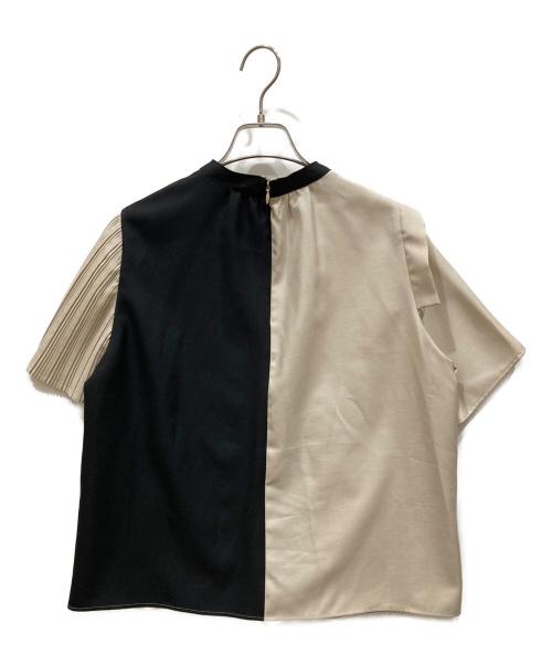 UNITED TOKYO（ユナイテッドトーキョー）UNITED TOKYO (ユナイテッドトーキョー) プリーツブロッキングブラウス ベージュ サイズ:SIZE Freeの古着・服飾アイテム