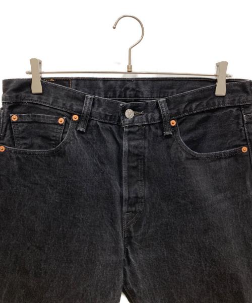 LEVI'S（リーバイス）LEVI'S (リーバイス) デニムパンツ ブラック サイズ:SIZE 32の古着・服飾アイテム