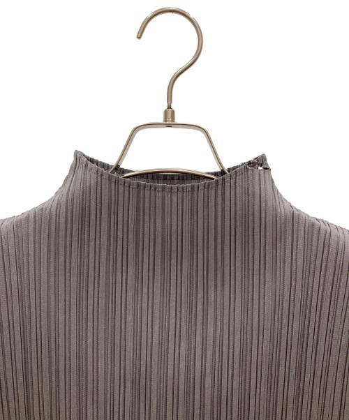 PLEATS PLEASE（プリーツプリーズ）PLEATS PLEASE (プリーツプリーズ) ノースリーブカットソー グレー サイズ:SIZE 4の古着・服飾アイテム