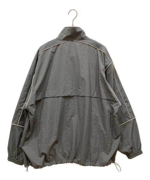 KEBOZ（ケボズ）KEBOZ (ケボズ) ナイロンジャケット グレー サイズ:SIZE Mの古着・服飾アイテム