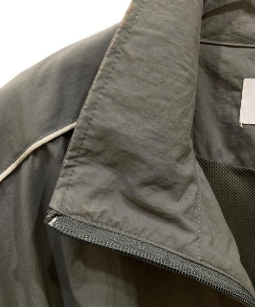 KEBOZ（ケボズ）KEBOZ (ケボズ) ナイロンジャケット グレー サイズ:SIZE Mの古着・服飾アイテム