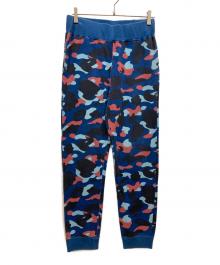 A BATHING APE（アベイシングエイプ）の古着「カモスウェットパンツ」｜ブルー