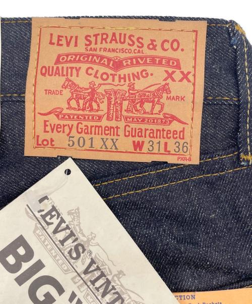 LEVI'S（リーバイス）LEVI'S (リーバイス) 復刻501XXデニムパンツ インディゴ サイズ:78.5cm (W31) 未使用品の古着・服飾アイテム