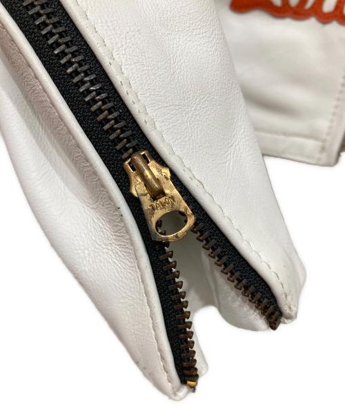 VANSON（バンソン）VANSON (バンソン) レザーライダースジャケット ホワイト サイズ:SIZE 38の古着・服飾アイテム