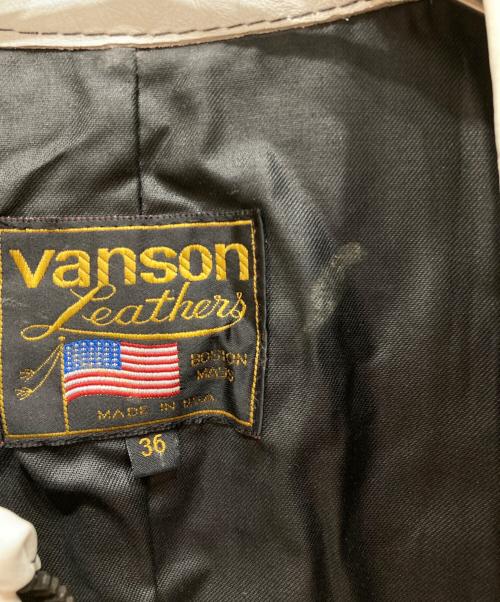 VANSON（バンソン）VANSON (バンソン) レザーライダースジャケット ホワイト サイズ:SIZE 38の古着・服飾アイテム