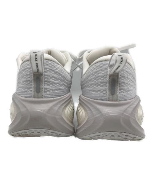 NIKE（ナイキ）NIKE (ナイキ) ローカットスニーカー　Air Zoom Vomero Plus 'Run' ホワイト サイズ:SIZE 27.5cmの古着・服飾アイテム