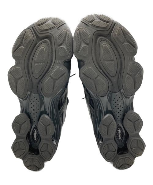 asics（アシックス）asics (アシックス) ローカットスニーカー　GEL-KINETIC FLUENT ブラック サイズ:	SIZE 28cmの古着・服飾アイテム