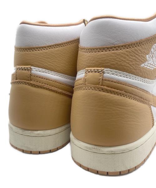 NIKE（ナイキ）NIKE (ナイキ) WMNS AIR JORDAN 1 RETRO HIGH OG PRALINE ベージュ×ホワイト サイズ:28.5の古着・服飾アイテム
