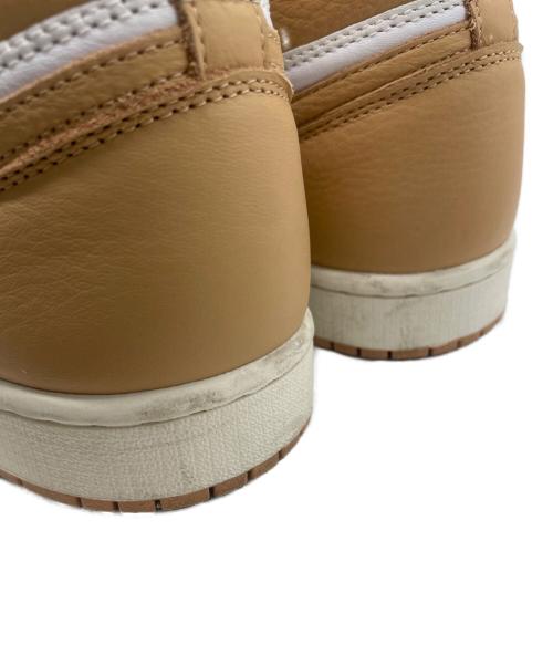 NIKE（ナイキ）NIKE (ナイキ) WMNS AIR JORDAN 1 RETRO HIGH OG PRALINE ベージュ×ホワイト サイズ:28.5の古着・服飾アイテム