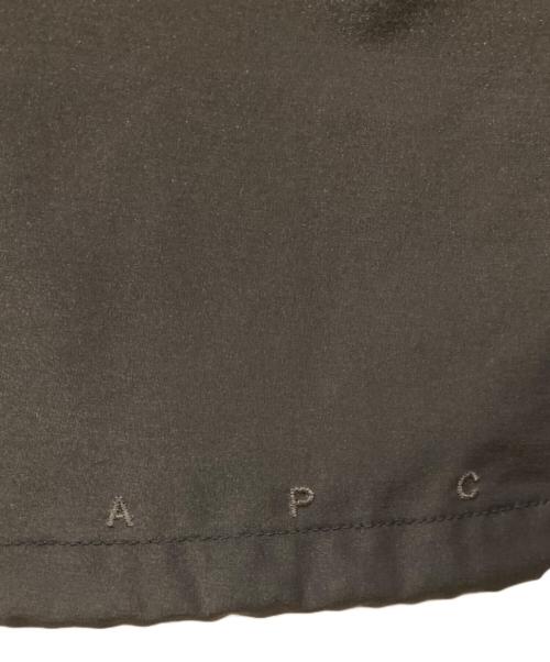A.P.C.（アーペーセー）A.P.C. (アーペーセー) 刺繍コーチジャケット カーキ サイズ:SIZE Mの古着・服飾アイテム