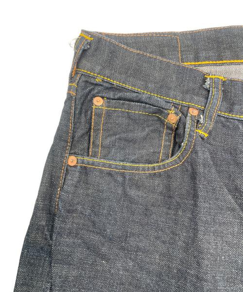 EVISU（エヴィス）EVISU (エヴィス) 刺繍デニムパンツ インディゴ サイズ:81cm(W32)の古着・服飾アイテム