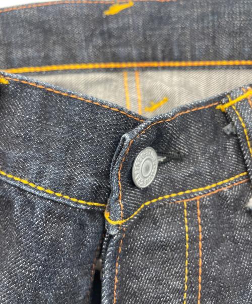 EVISU（エヴィス）EVISU (エヴィス) 刺繍デニムパンツ インディゴ サイズ:81cm(W32)の古着・服飾アイテム