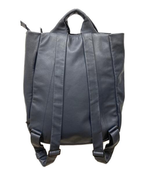 CAMPER（カンペール）CAMPER (カンペール) GLOBOレザーバックパック ネイビーの古着・服飾アイテム