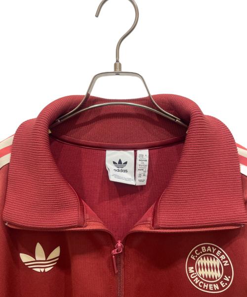adidas（アディダス）adidas (アディダス) FCバイエルン トラックトップ（ジャージ） レッド サイズ:3XLの古着・服飾アイテム