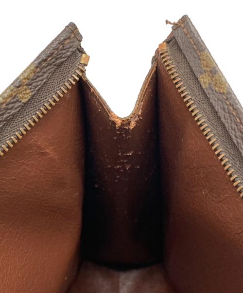 LOUIS VUITTON（ルイ ヴィトン）LOUIS VUITTON (ルイ ヴィトン) クラッチバッグ ブラウンの古着・服飾アイテム