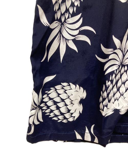 Duke Kahanamoku（デュークカハナモク）DUKE KAHANAMOKU (デュークカハナモク) SUN SURF (サンサーフ) アロハシャツ ネイビー サイズ:SIZE Mの古着・服飾アイテム