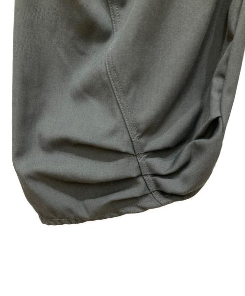 Knuth Marf（クヌースマーフ）knuth marf (クヌースマーフ) tuck design denim pants グレー サイズ:SIZE XSの古着・服飾アイテム