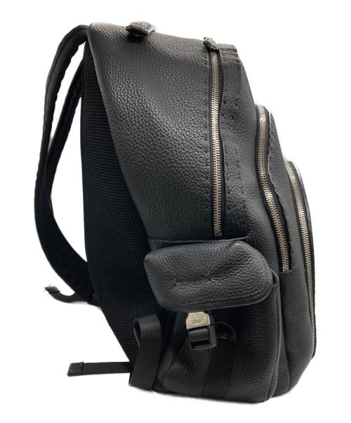 FENDI（フェンディ）FENDI (フェンディ) ラウンドレザーリュック ブラックの古着・服飾アイテム