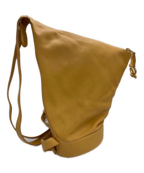 LOEWE（ロエベ）LOEWE (ロエベ) レザーリュック　アントン イエローの古着・服飾アイテム