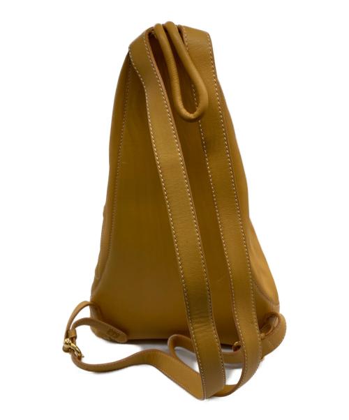 LOEWE（ロエベ）LOEWE (ロエベ) レザーリュック　アントン イエローの古着・服飾アイテム