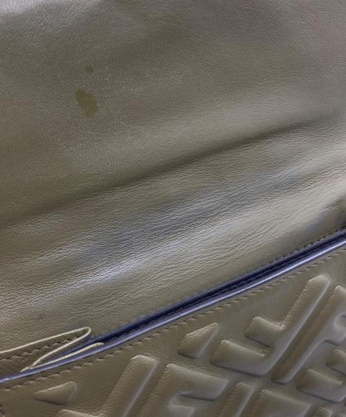 FENDI（フェンディ）FENDI (フェンディ) バゲット ミディアムウォレット ズッカ カーキの古着・服飾アイテム