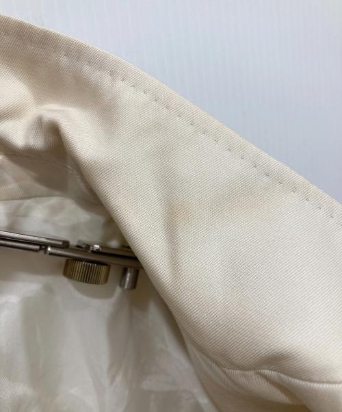 BURBERRY（バーバリー）BURBERRY (バーバリー) 3Bジャケット アイボリー サイズ:SIZE Mの古着・服飾アイテム