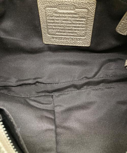 COACH（コーチ）COACH (コーチ) イースト ウェスト ダッフル ショルダーバッグ ベージュの古着・服飾アイテム