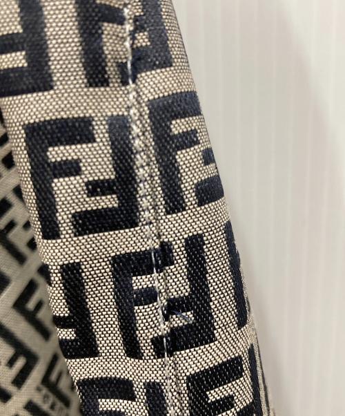 FENDI（フェンディ）FENDI (フェンディ) ズッキーノ柄トレンチコート ベージュ×ブラック サイズ:SIZE 40の古着・服飾アイテム