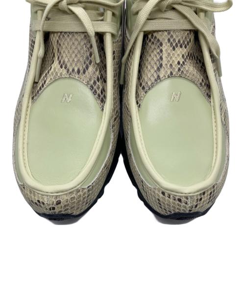 NEW BALANCE（ニューバランス）NEW BALANCE (ニューバランス) モカシンスニーカー ベージュ サイズ:SIZE 27cm 未使用品の古着・服飾アイテム