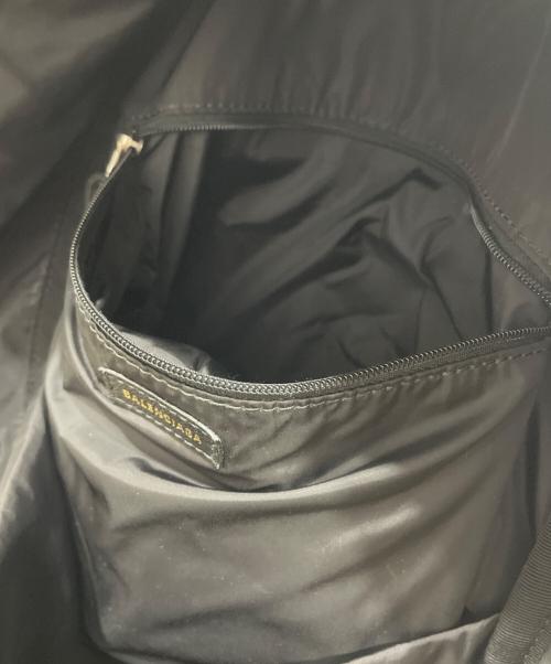 BALENCIAGA（バレンシアガ）BALENCIAGA (バレンシアガ) Wheel ナイロンバックパック ブラックの古着・服飾アイテム