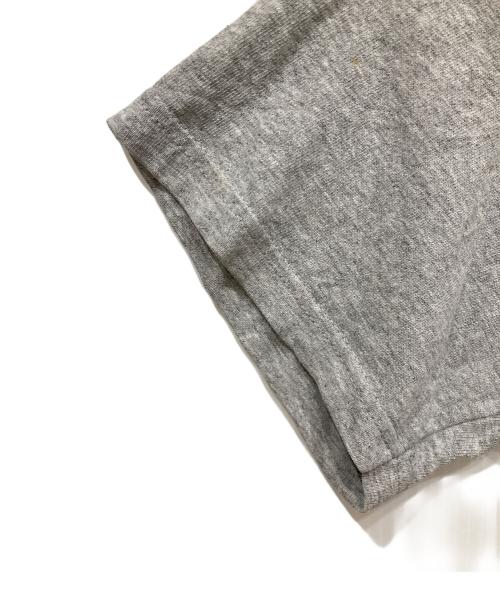 Disney STORE（ディズニーストア）Disney STORE (ディズニーストア) 00’SプリントTシャツ グレー サイズ:SIZE Mの古着・服飾アイテム