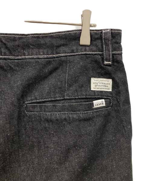 LEVI'S（リーバイス）LEVI'S (リーバイス) PREMIUM BLACK DENIM SLACKS グレー サイズ:SIZE 34の古着・服飾アイテム