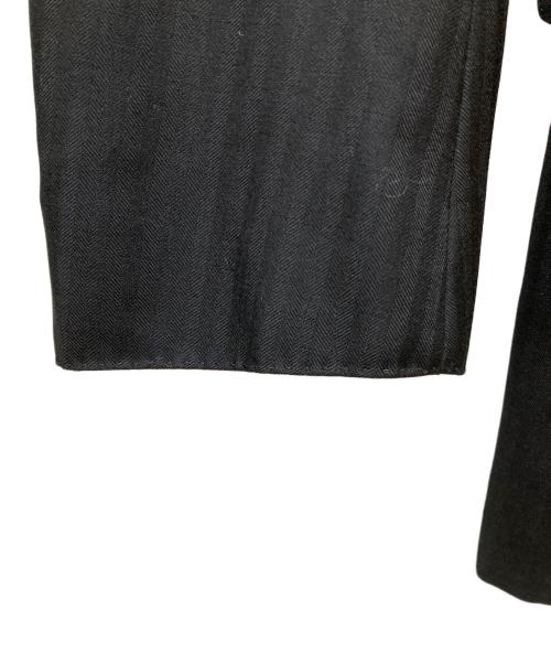 TOM FORD（トムフォード）TOM FORD (トムフォード) ピークドラペルセットアップスーツ ブラック サイズ:SIZE 48の古着・服飾アイテム