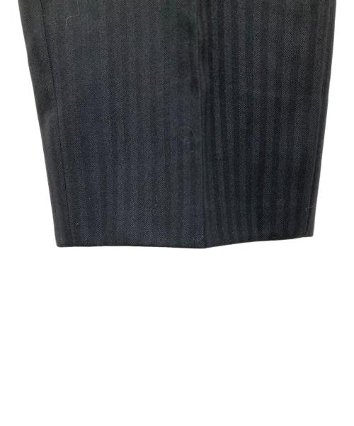 TOM FORD（トムフォード）TOM FORD (トムフォード) ピークドラペルセットアップスーツ ブラック サイズ:SIZE 48の古着・服飾アイテム