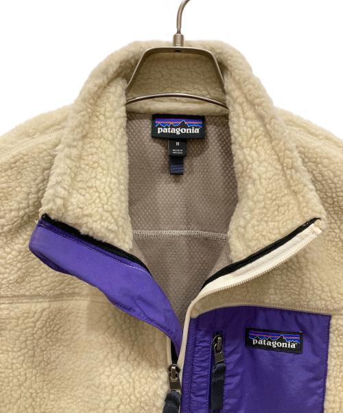 Patagonia（パタゴニア）Patagonia (パタゴニア) クラシックレトロXベスト アイボリー×パープル サイズ:SIZE Mの古着・服飾アイテム