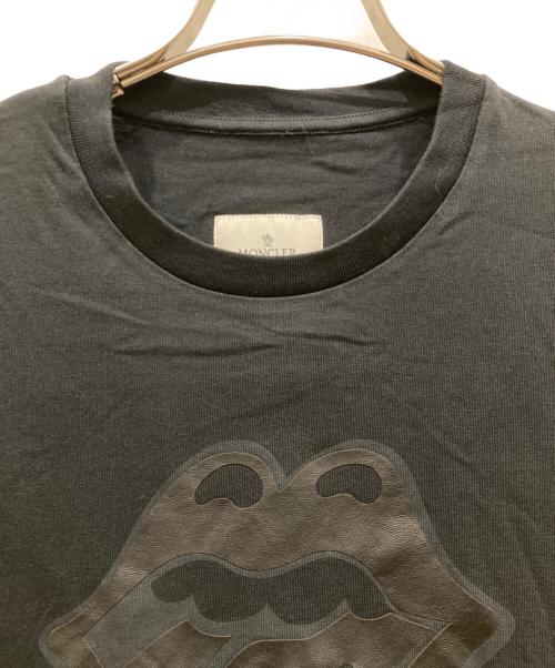 MONCLER（モンクレール）MONCLER (モンクレール) ROLLING STONES (ローリングストーンズ) MAGLIA T-SHIRT ブラック サイズ:SIZE Mの古着・服飾アイテム