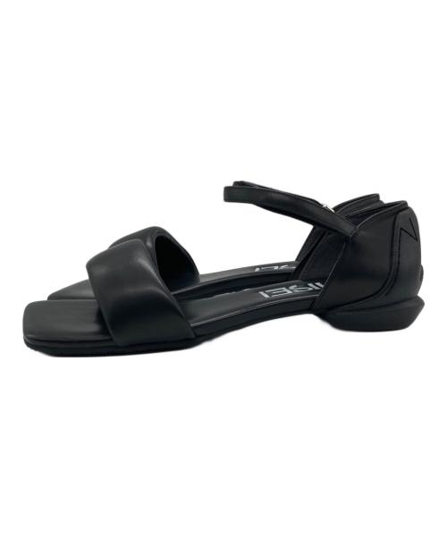 SHISEI（シセイ）SHISEI (シセイ) パテッドサンダル　PADDED SANDALS ブラック サイズ:SIZE 36の古着・服飾アイテム