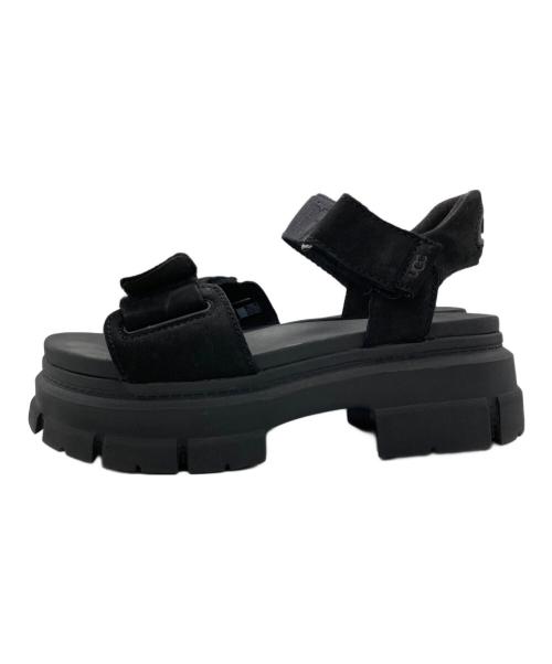 UGG（アグ）UGG (アグ) Snidel (スナイデル) Ashton Ankle ストラップサンダル ブラック サイズ:SIZE 25cmの古着・服飾アイテム