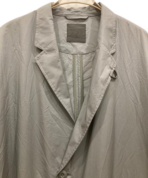 DAIWA PIER39（ダイワ ピア39）DAIWA PIER39 (ダイワ ピア39) TECH TRAVEL ２B JACKET グレー サイズ:Mの古着・服飾アイテム