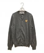 PLAY COMME des GARCONSプレイコムデギャルソン）の古着「Round Neck Cardigan With Gold Emblem Medium Gray」｜グレー