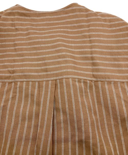 JOURNAL STANDARD（ジャーナルスタンダード）JOURNAL STANDARD (ジャーナルスタンダード) レーヨン麻ノーカラーブラウス ブラウン サイズ:SIZE Free 未使用品の古着・服飾アイテム