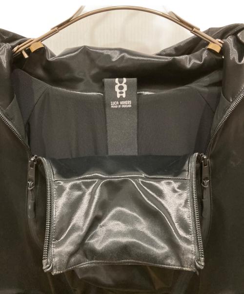 LUCA HAMERS（ルカ・ハマース）LUCA HAMERS (ルカ・ハマース) RECLUSE 3.0 HOODED SHELL VOID HYPERGLOSS ブラック サイズ:SIZE Lの古着・服飾アイテム