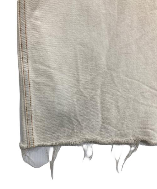 MM6 Maison Margiela（エムエムシックスメゾンマルジェラ）MM6 Maison Margiela (エムエムシックスメゾンマルジェラ) SUPER BLEACH JEANS アイボリー サイズ:SIZE Mの古着・服飾アイテム