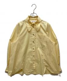 ENFOLD（エンフォルド）の古着「HOLE-COLLAR SHIRT」｜イエロー
