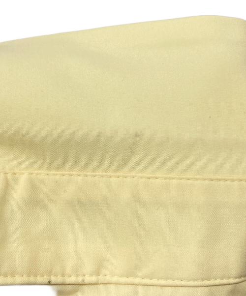 ENFOLD（エンフォルド）ENFOLD (エンフォルド) HOLE-COLLAR SHIRT イエロー サイズ:SIZE 38の古着・服飾アイテム