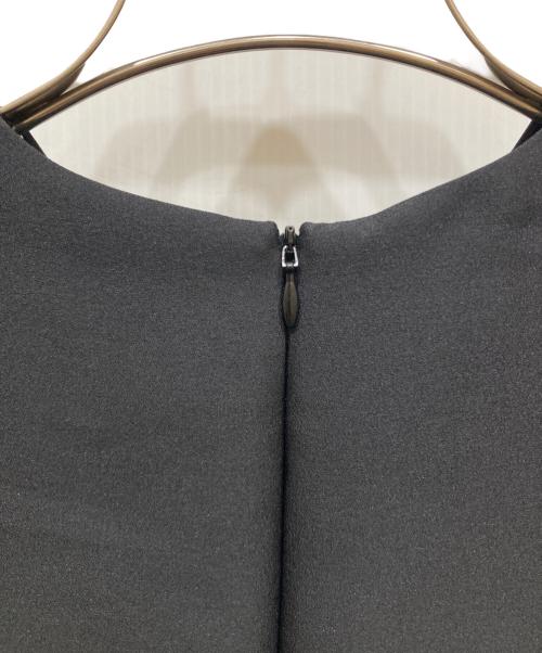 YORI（ヨリ）yori (ヨリ) シルキーホイップブラウス ブラック サイズ:SIZE 34の古着・服飾アイテム
