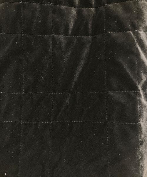 foufou（フーフー）foufou (フーフー) velvet quilting super flare skirt ブラック サイズ:SIZE 0の古着・服飾アイテム