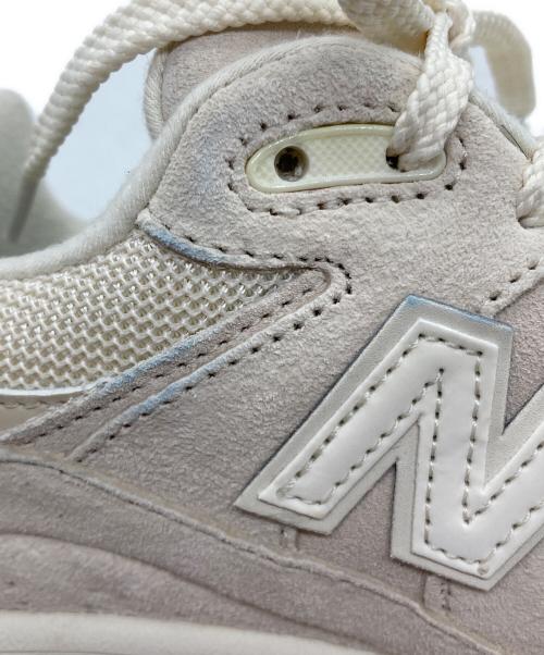 NEW BALANCE（ニューバランス）NEW BALANCE (ニューバランス) ローカットスニーカー アイボリー サイズ:SIZE 25cmの古着・服飾アイテム
